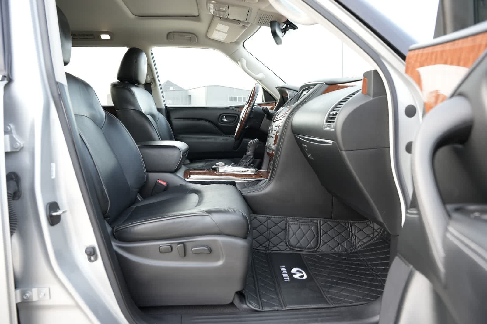 2019 INFINITI QX80 LUXE