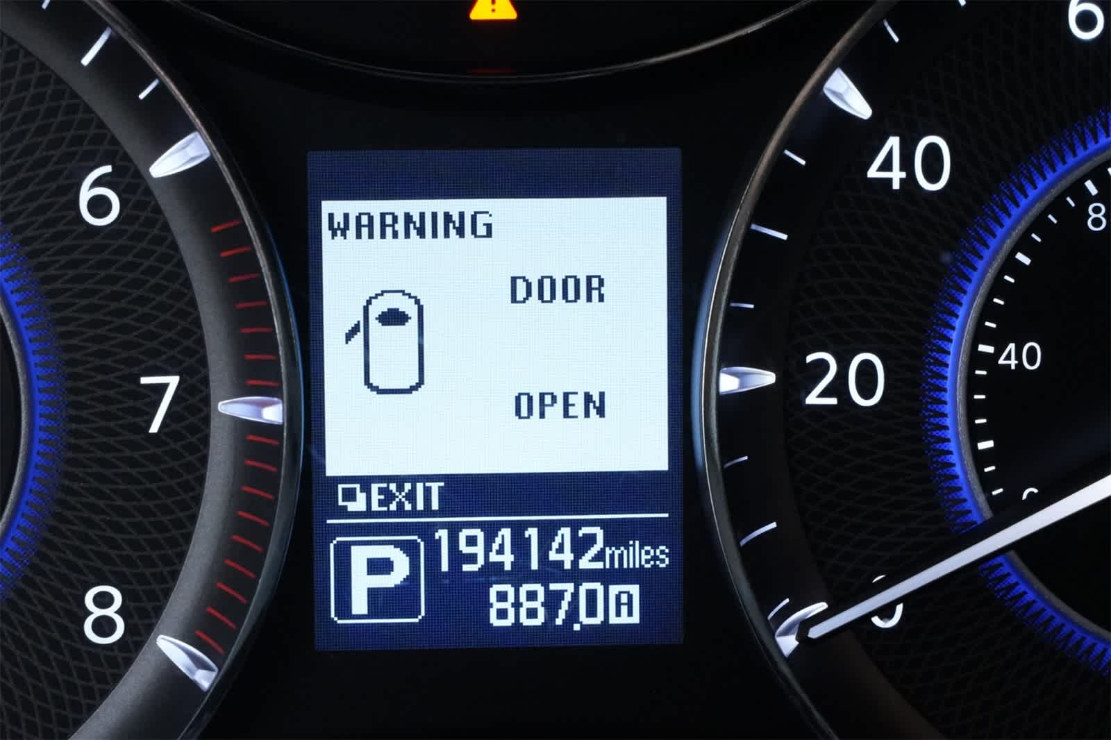 2015 INFINITI QX80 4WD 4dr