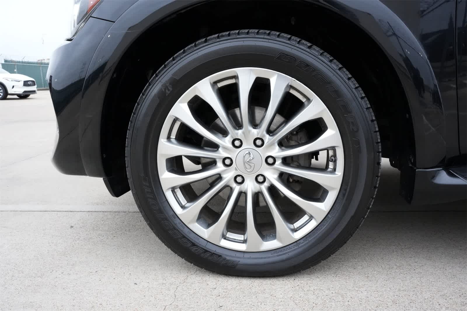 2015 INFINITI QX80 4WD 4dr