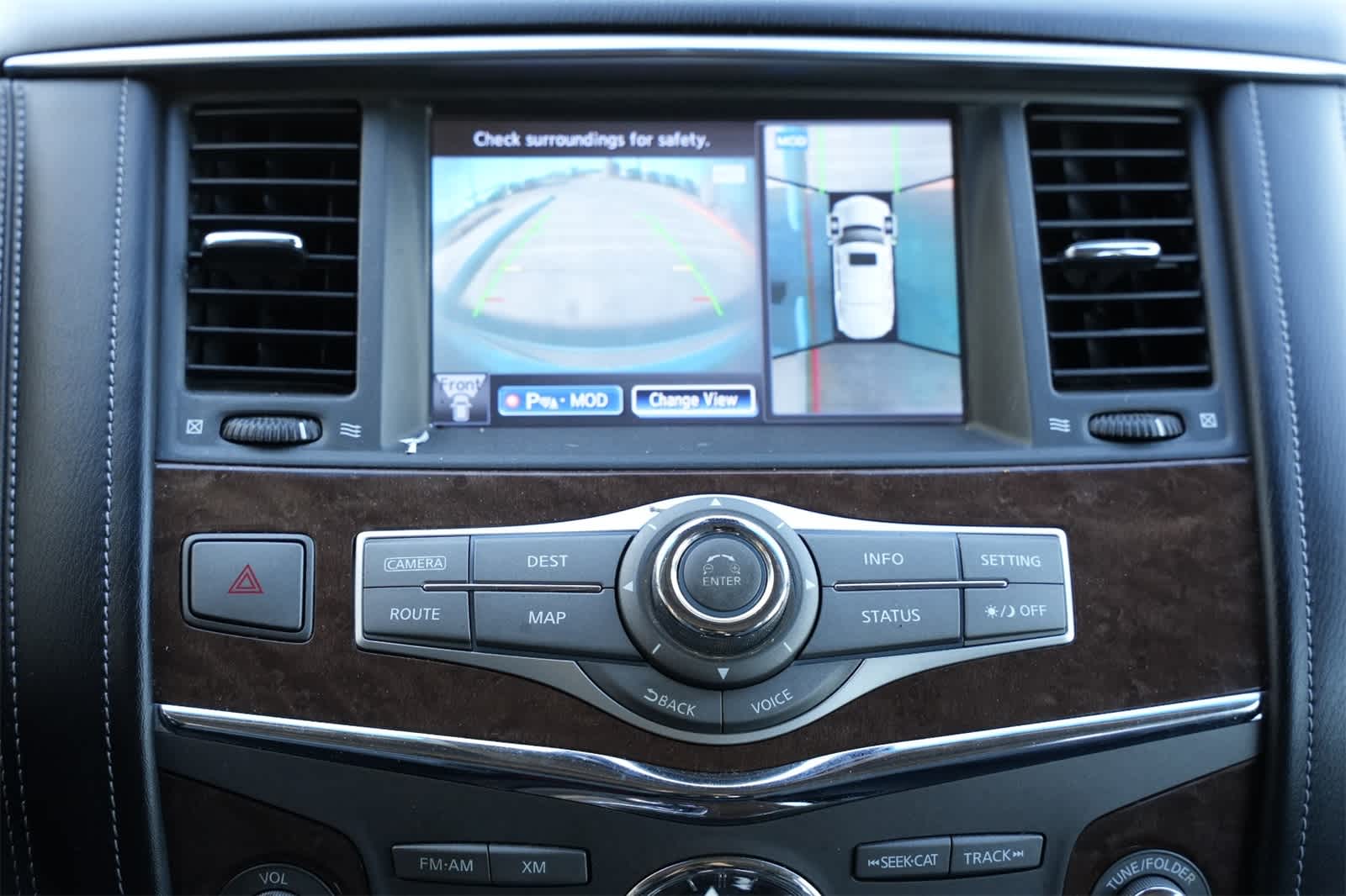 2017 INFINITI QX80 2WD