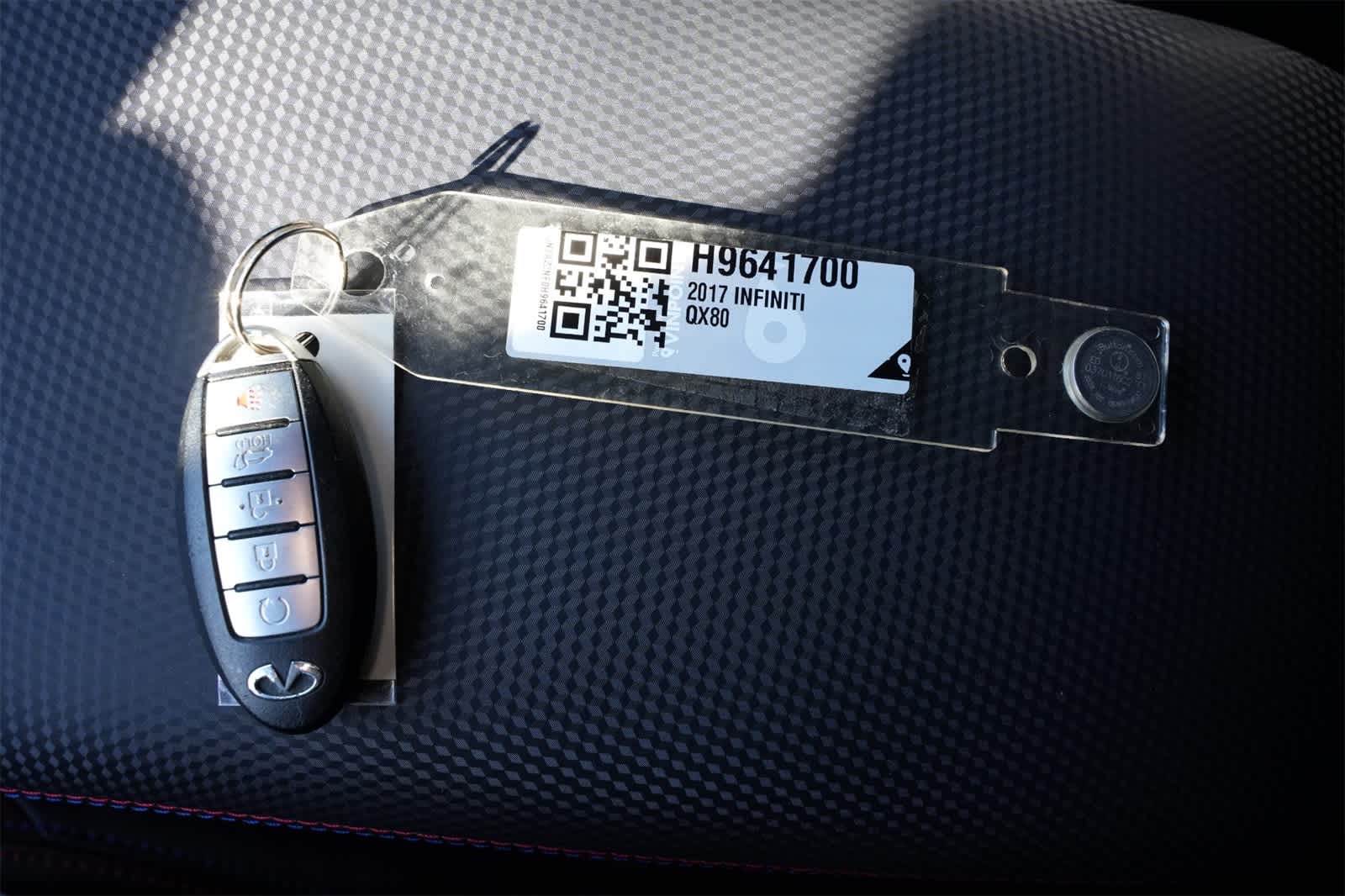 2017 INFINITI QX80 2WD