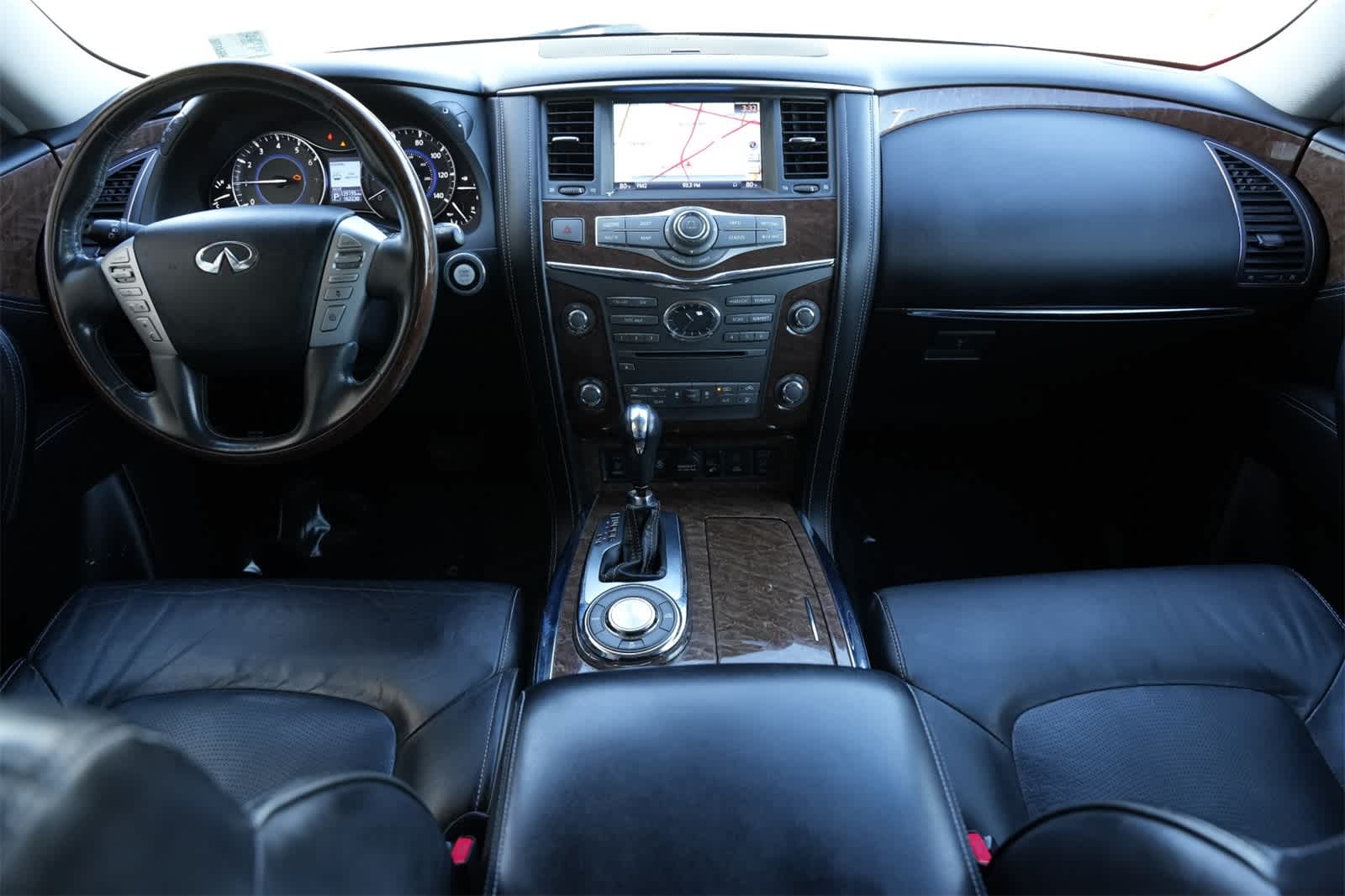 2017 INFINITI QX80 2WD