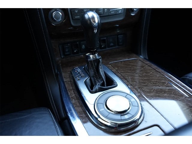 2017 INFINITI QX80 2WD