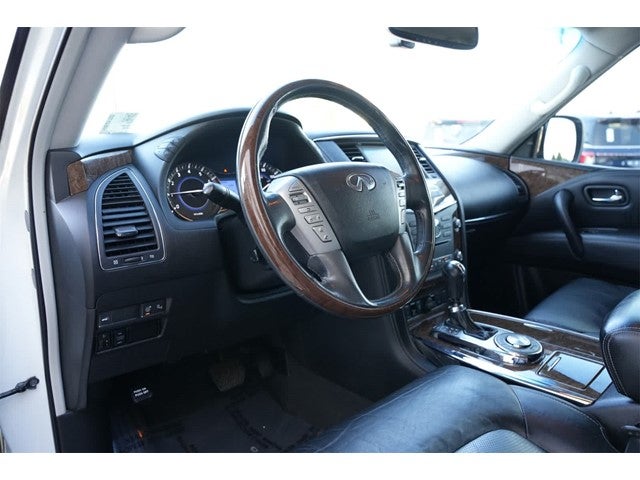 2017 INFINITI QX80 2WD