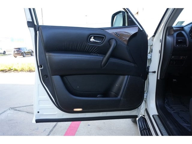 2017 INFINITI QX80 2WD