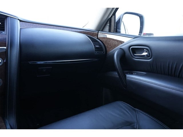 2017 INFINITI QX80 2WD