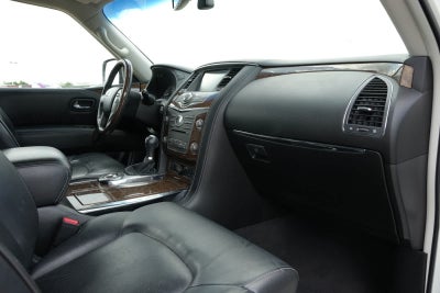 2017 INFINITI QX80 RWD