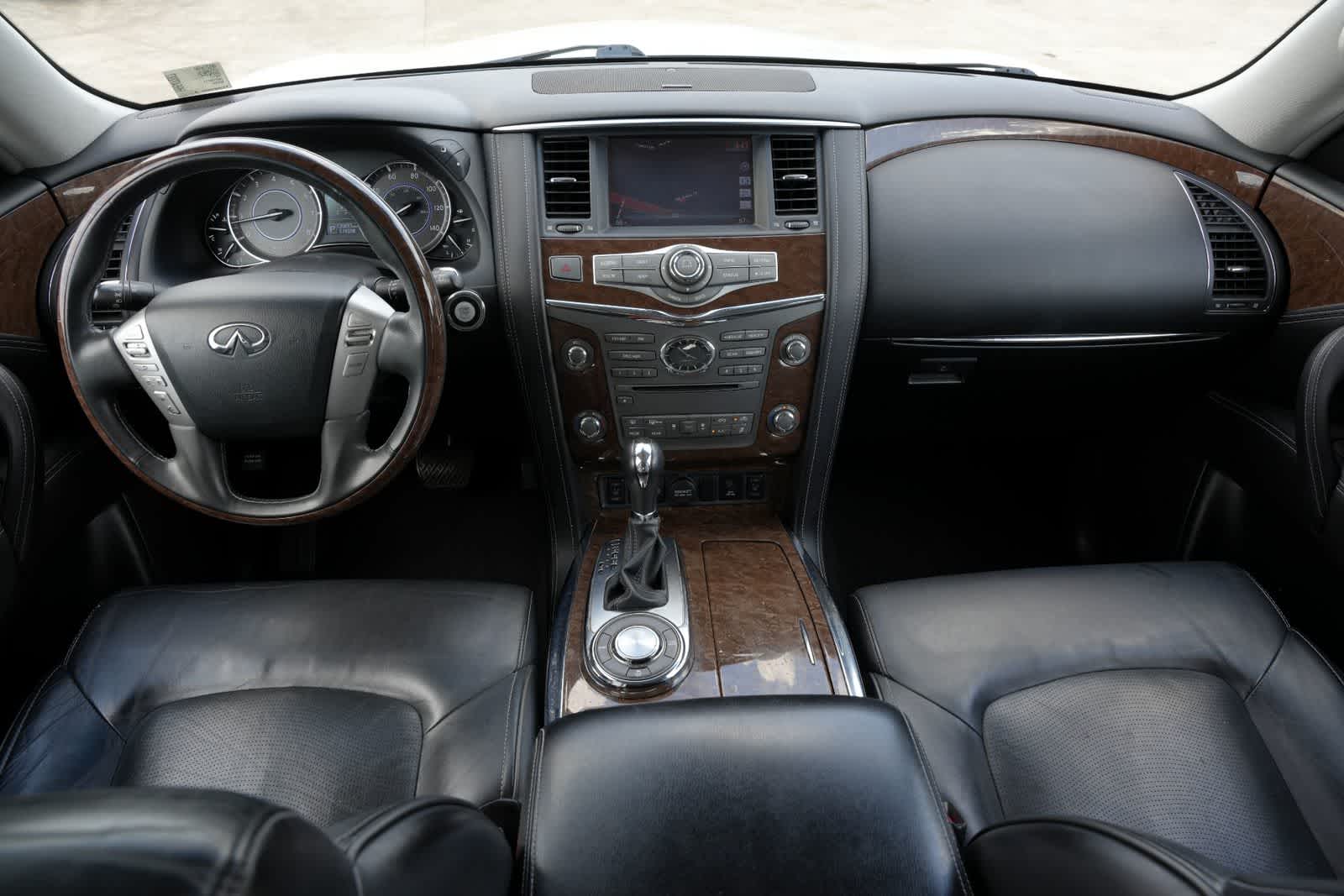2017 INFINITI QX80 RWD