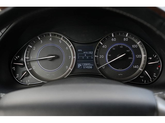 2017 INFINITI QX80 RWD