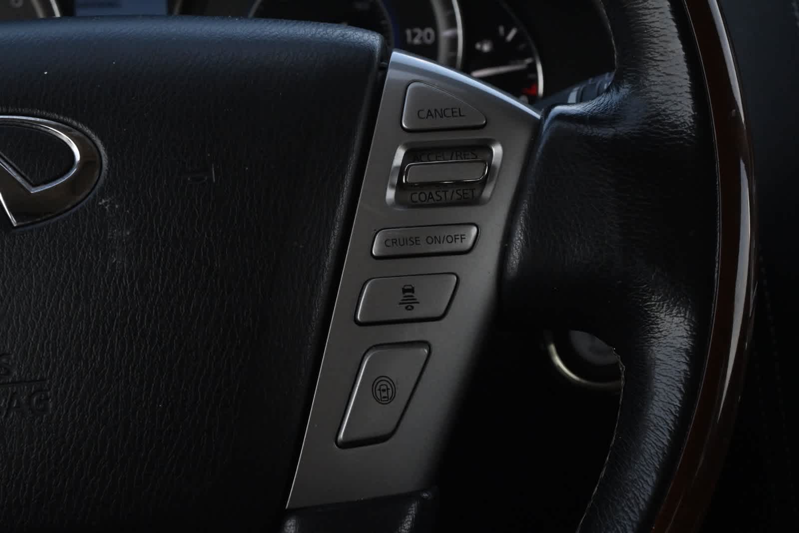 2019 INFINITI QX80 LUXE