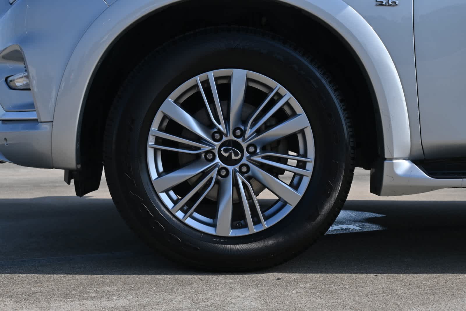 2019 INFINITI QX80 LUXE