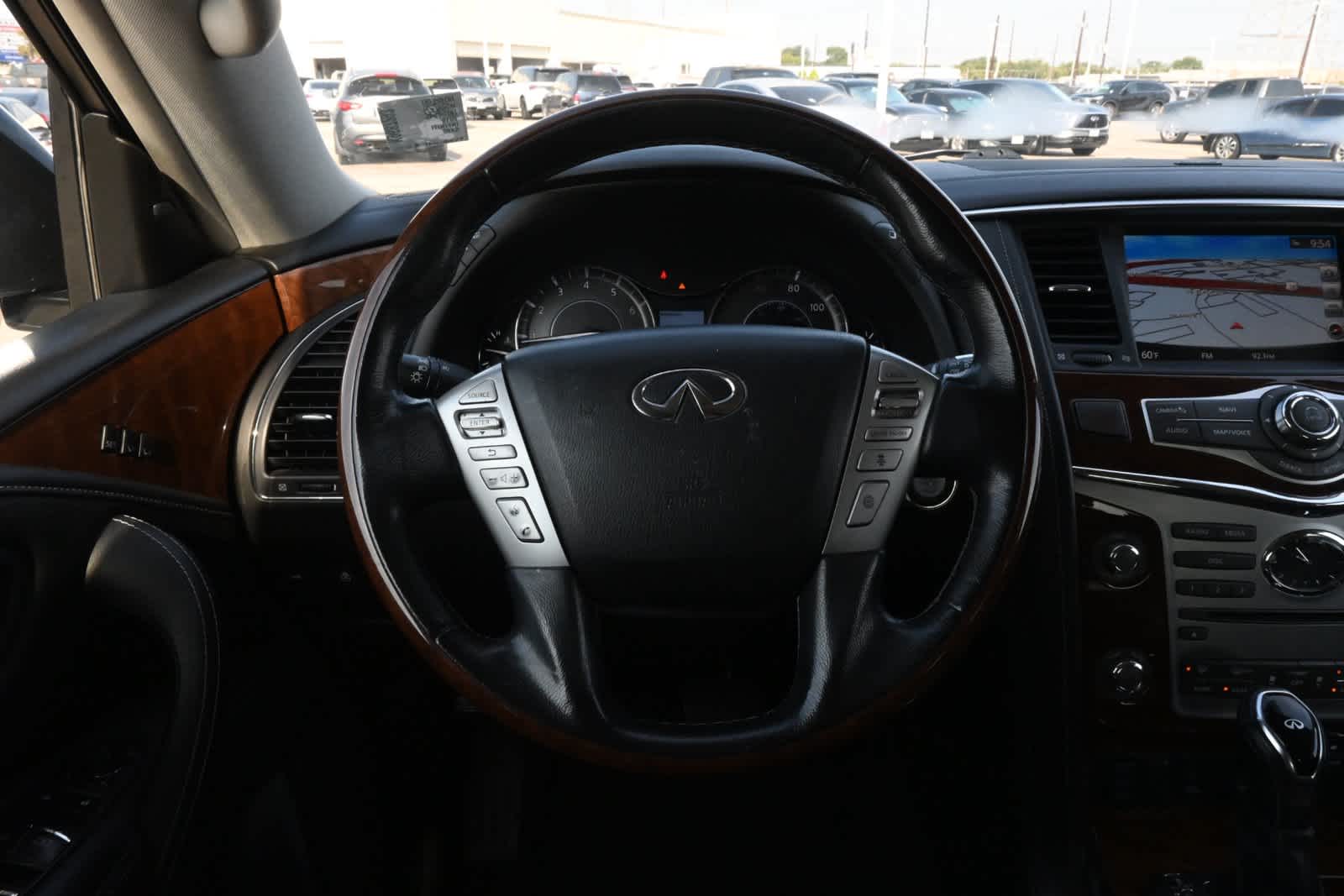 2019 INFINITI QX80 LUXE