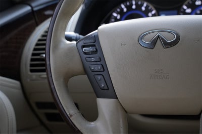 2011 INFINITI QX56 7-passenger
