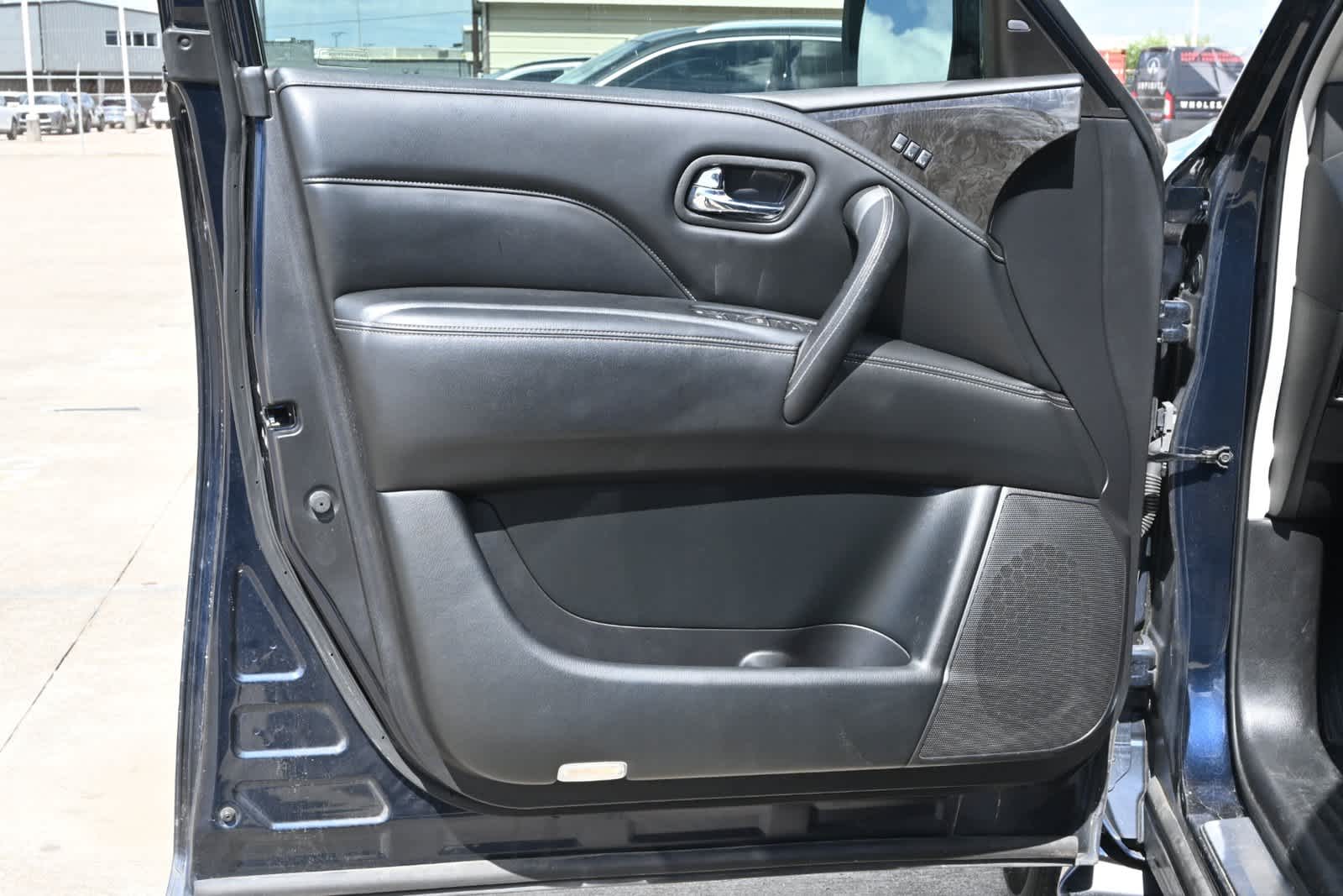 2020 INFINITI QX80 LUXE