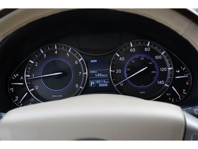 2016 INFINITI QX80 2WD 4dr