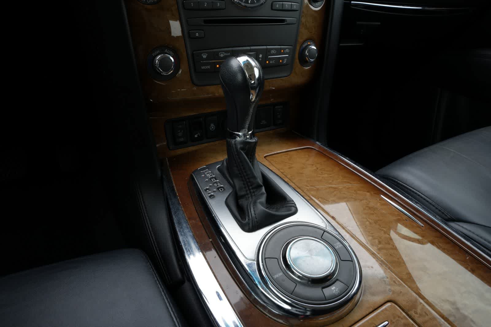 2014 INFINITI QX80 2WD 4dr