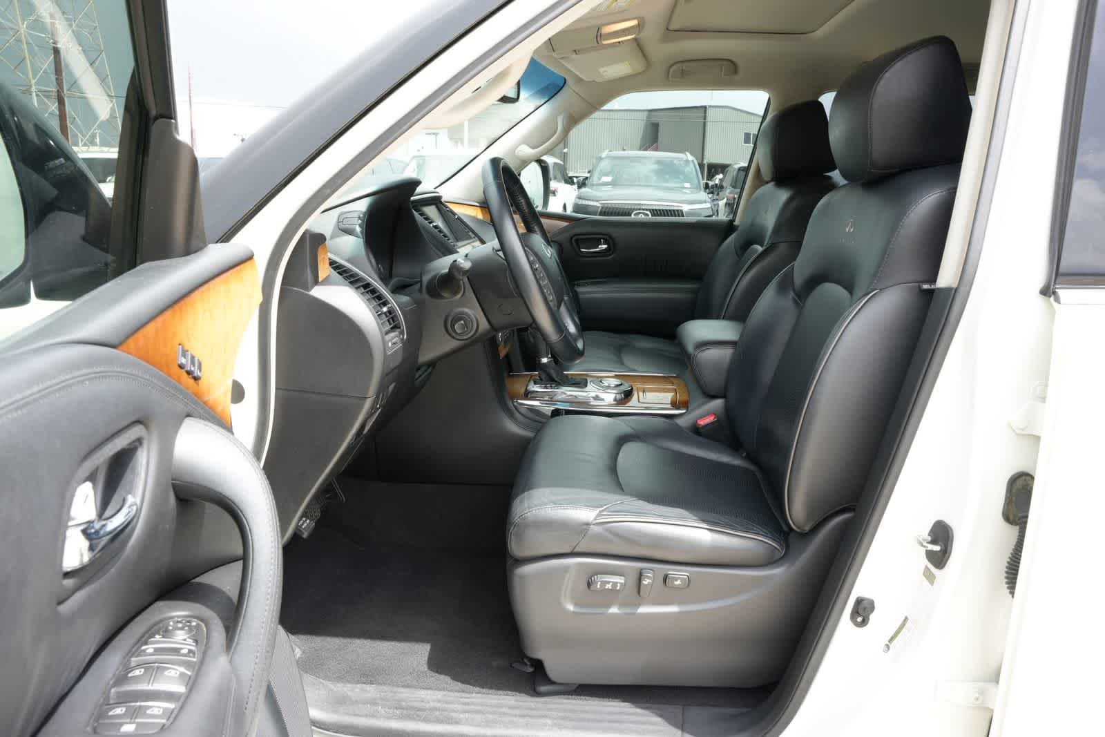 2014 INFINITI QX80 2WD 4dr