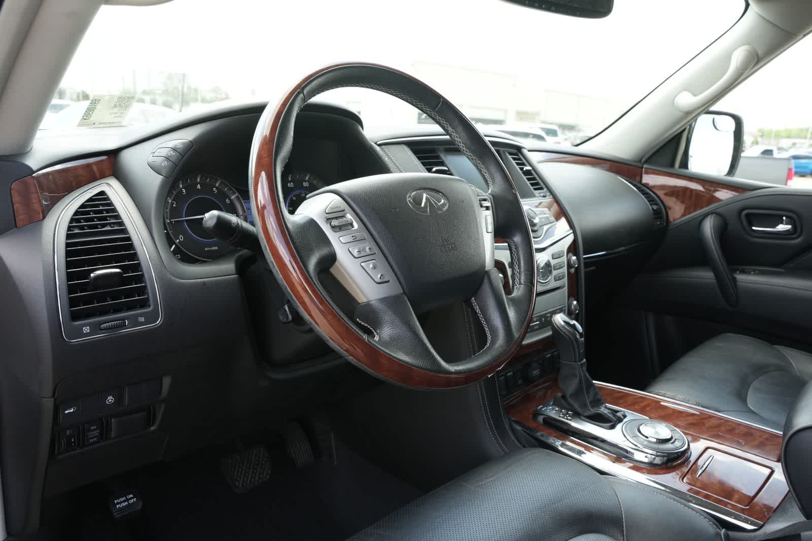 2019 INFINITI QX80 LUXE