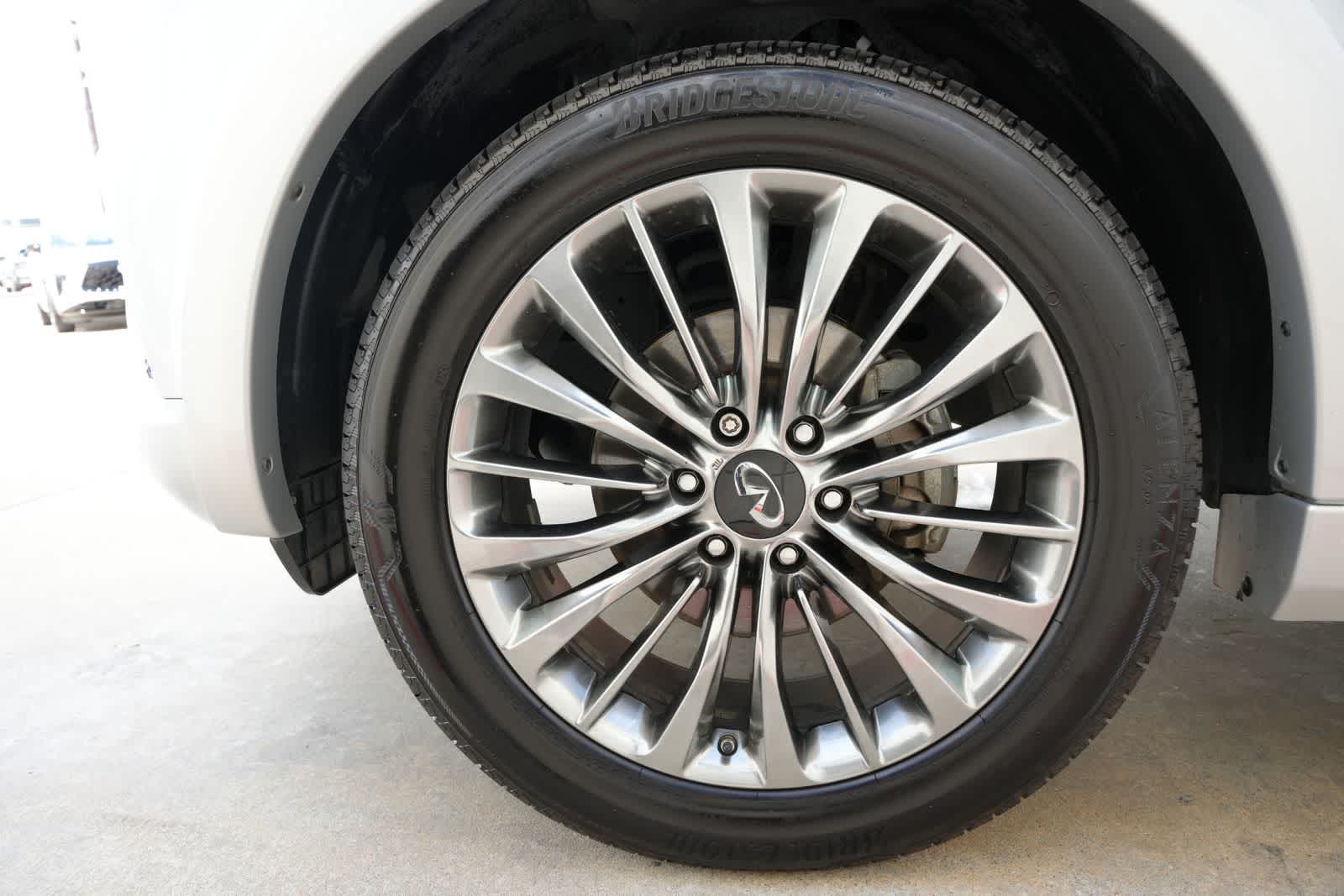 2019 INFINITI QX80 LUXE