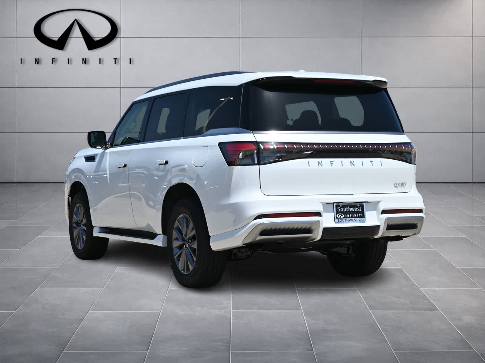 2027 INFINITI QX80 PURE