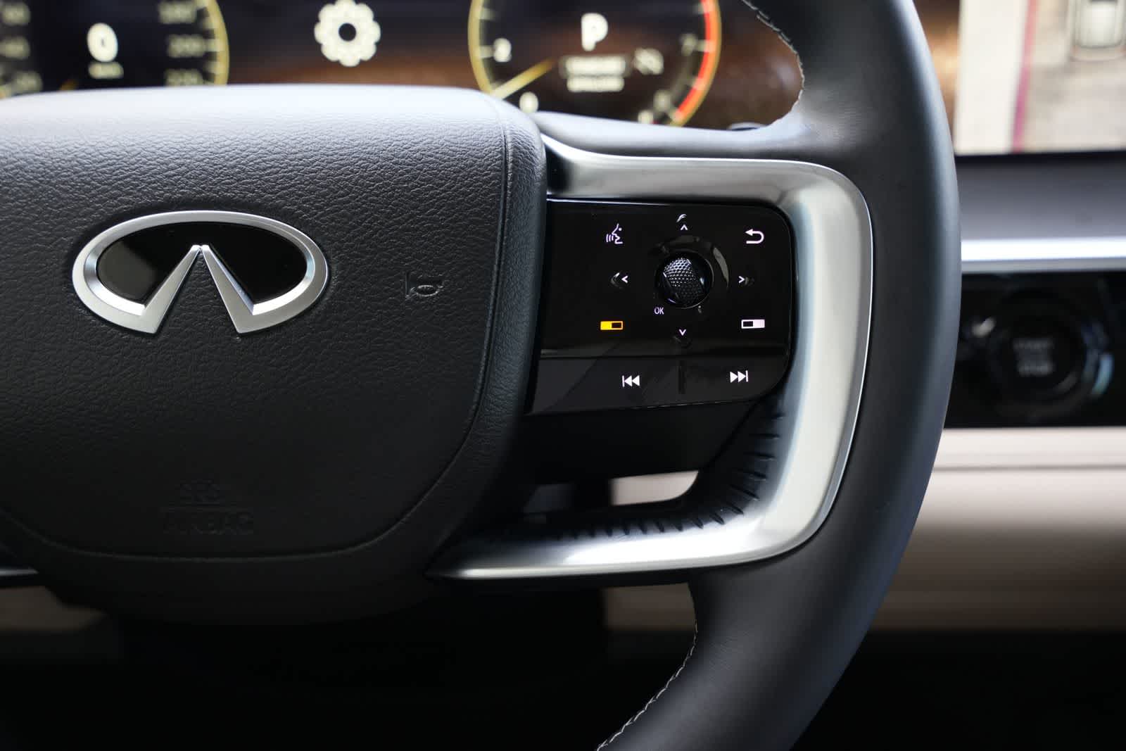 2026 INFINITI QX80 PURE