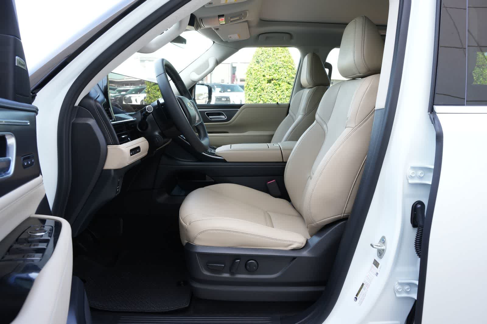 2026 INFINITI QX80 PURE