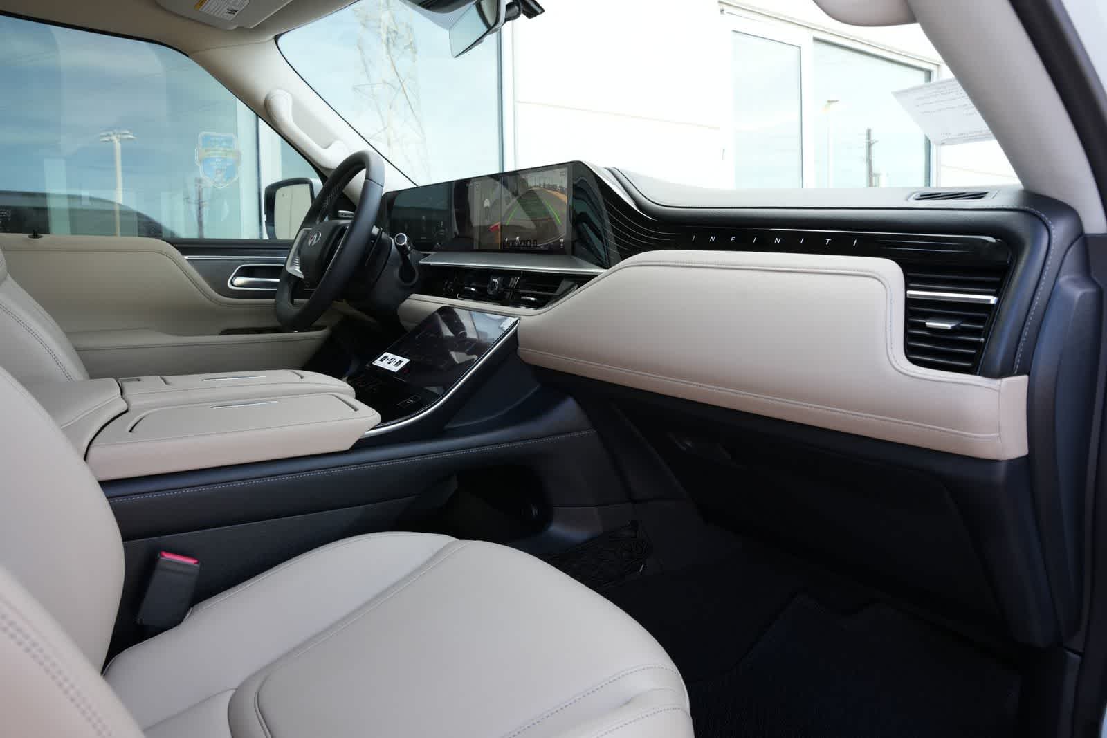 2026 INFINITI QX80 PURE