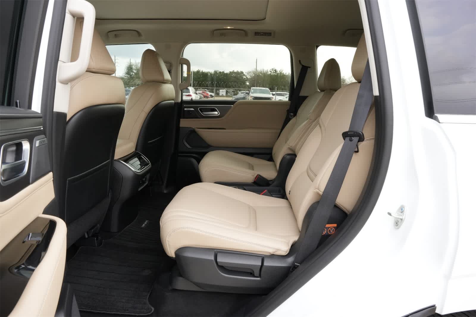 2026 INFINITI QX80 PURE