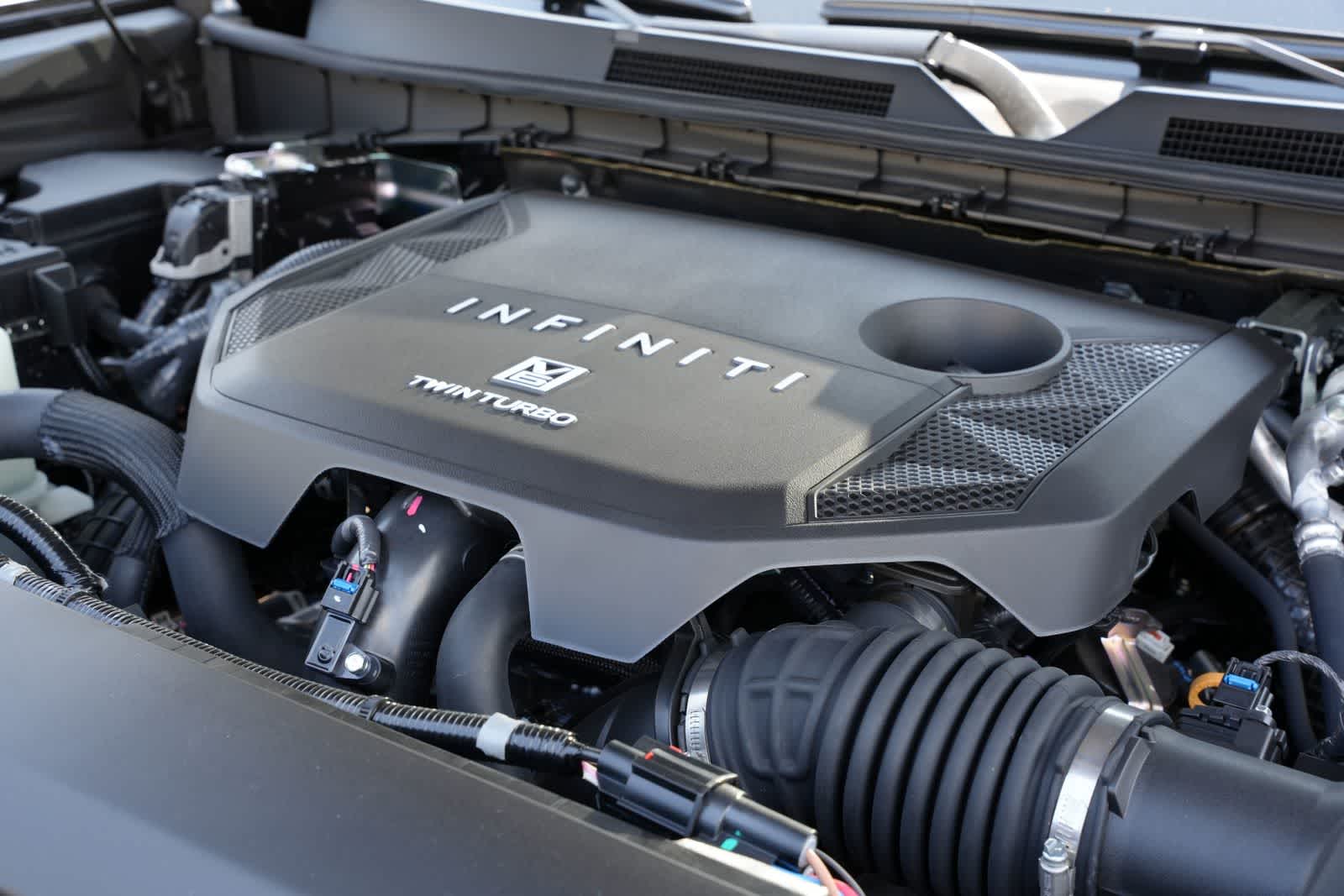 2027 INFINITI QX80 PURE