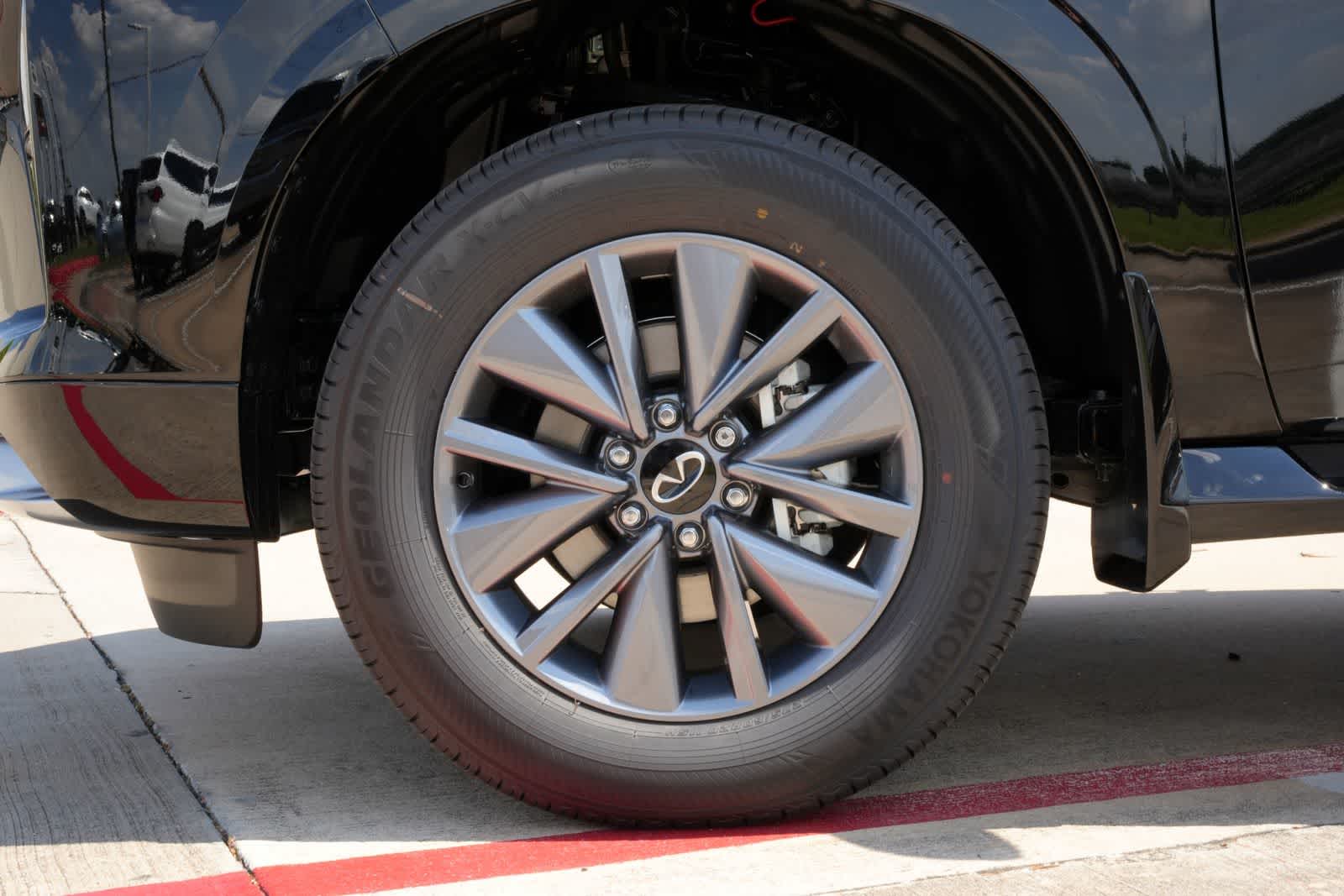 2027 INFINITI QX80 PURE
