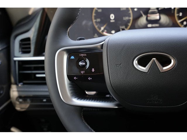 2027 INFINITI QX80 PURE