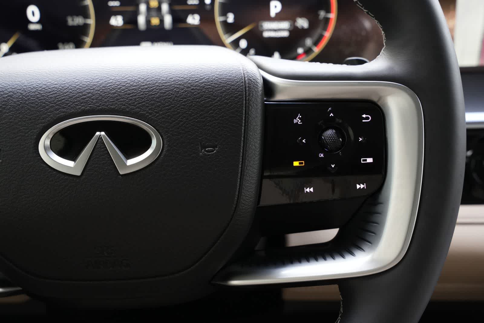 2026 INFINITI QX80 PURE