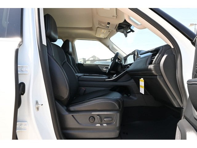 2027 INFINITI QX80 PURE