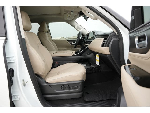 2026 INFINITI QX80 PURE