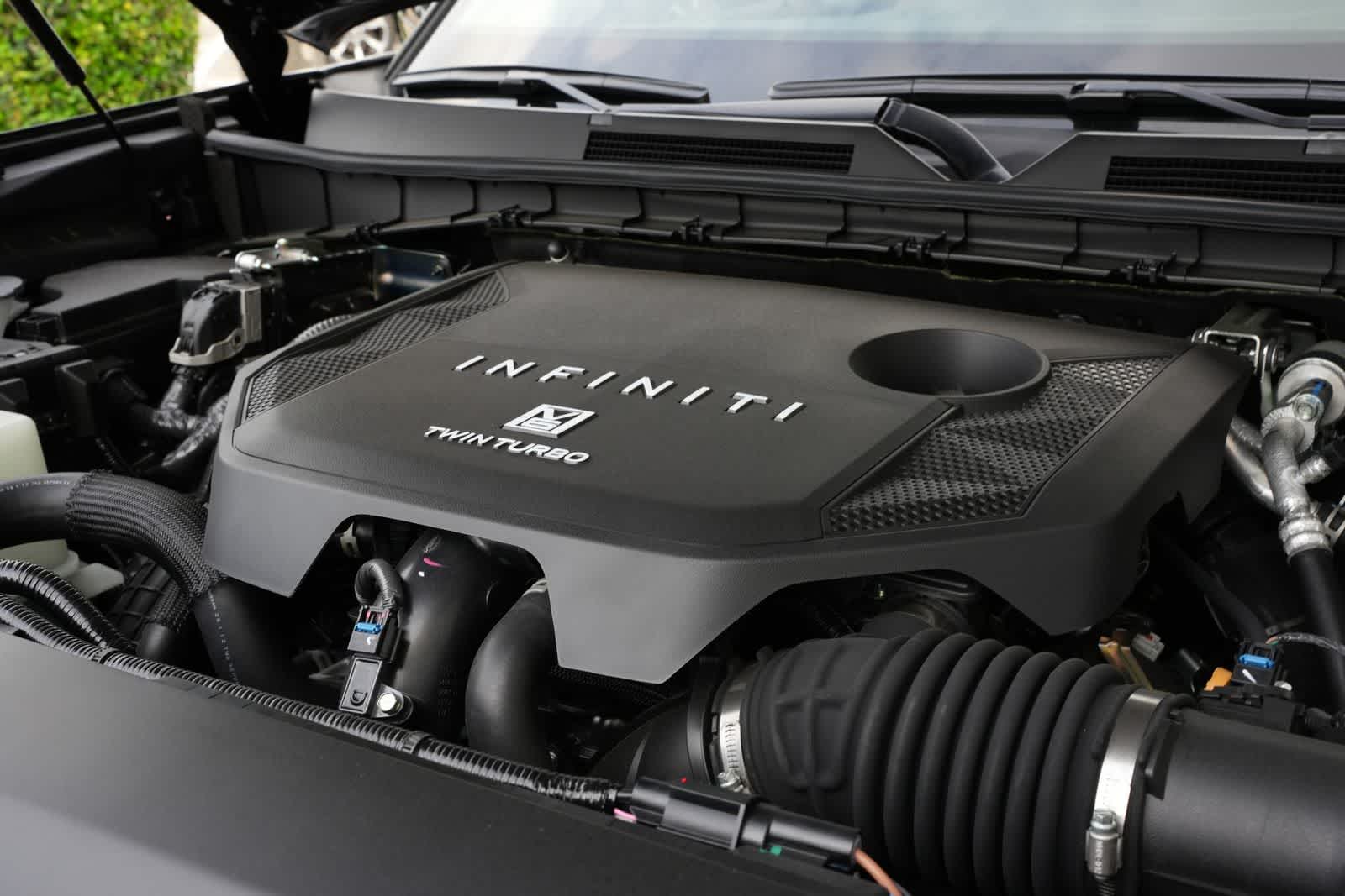 2026 INFINITI QX80 LUXE