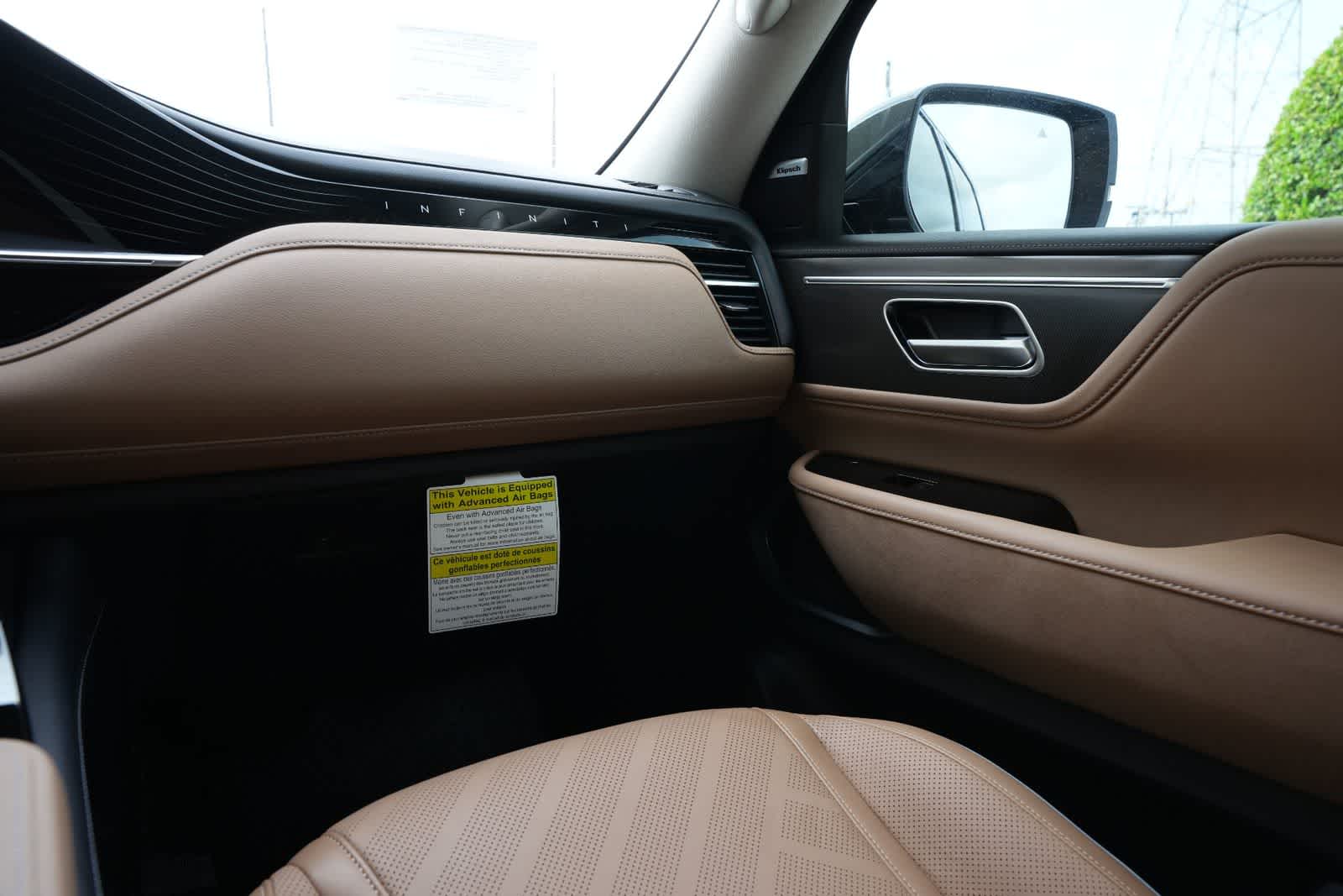 2026 INFINITI QX80 LUXE