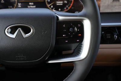 2027 INFINITI QX80 LUXE