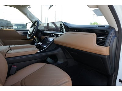 2027 INFINITI QX80 LUXE