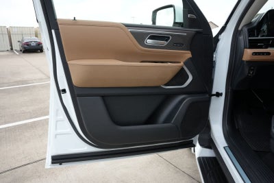 2027 INFINITI QX80 LUXE