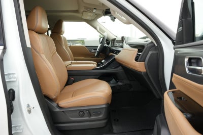 2027 INFINITI QX80 LUXE