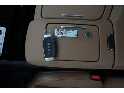 2027 INFINITI QX80 LUXE