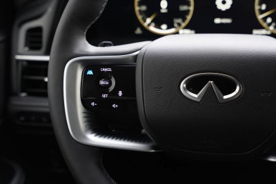 2025 INFINITI QX80 LUXE