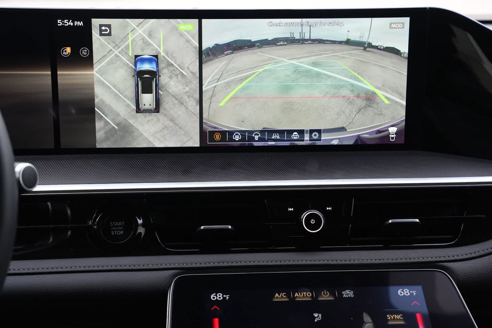 2025 INFINITI QX80 LUXE