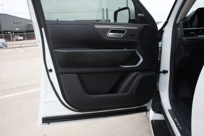 2025 INFINITI QX80 LUXE