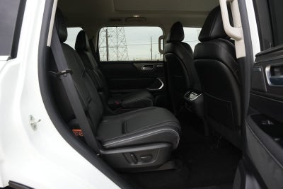 2025 INFINITI QX80 LUXE