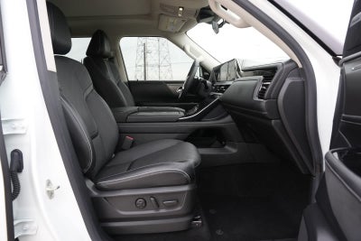 2025 INFINITI QX80 LUXE