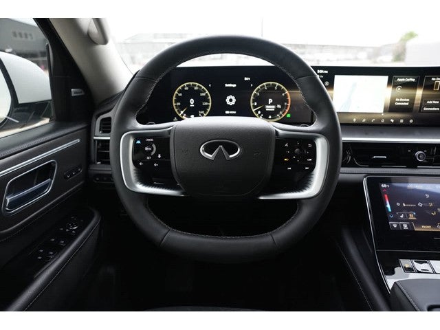 2025 INFINITI QX80 LUXE