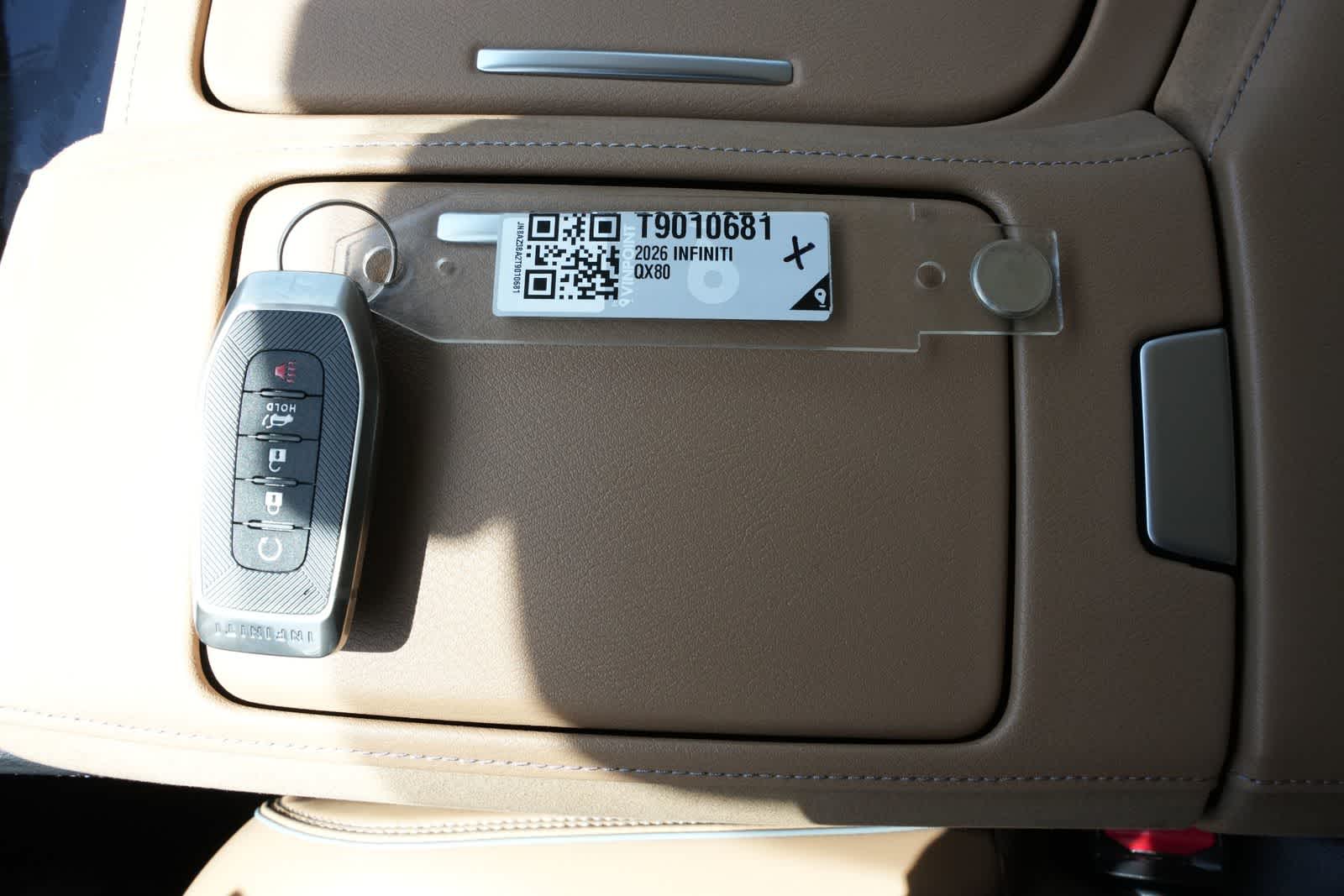 2026 INFINITI QX80 LUXE