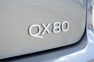 2027 INFINITI QX80 LUXE
