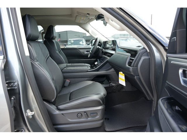 2027 INFINITI QX80 LUXE